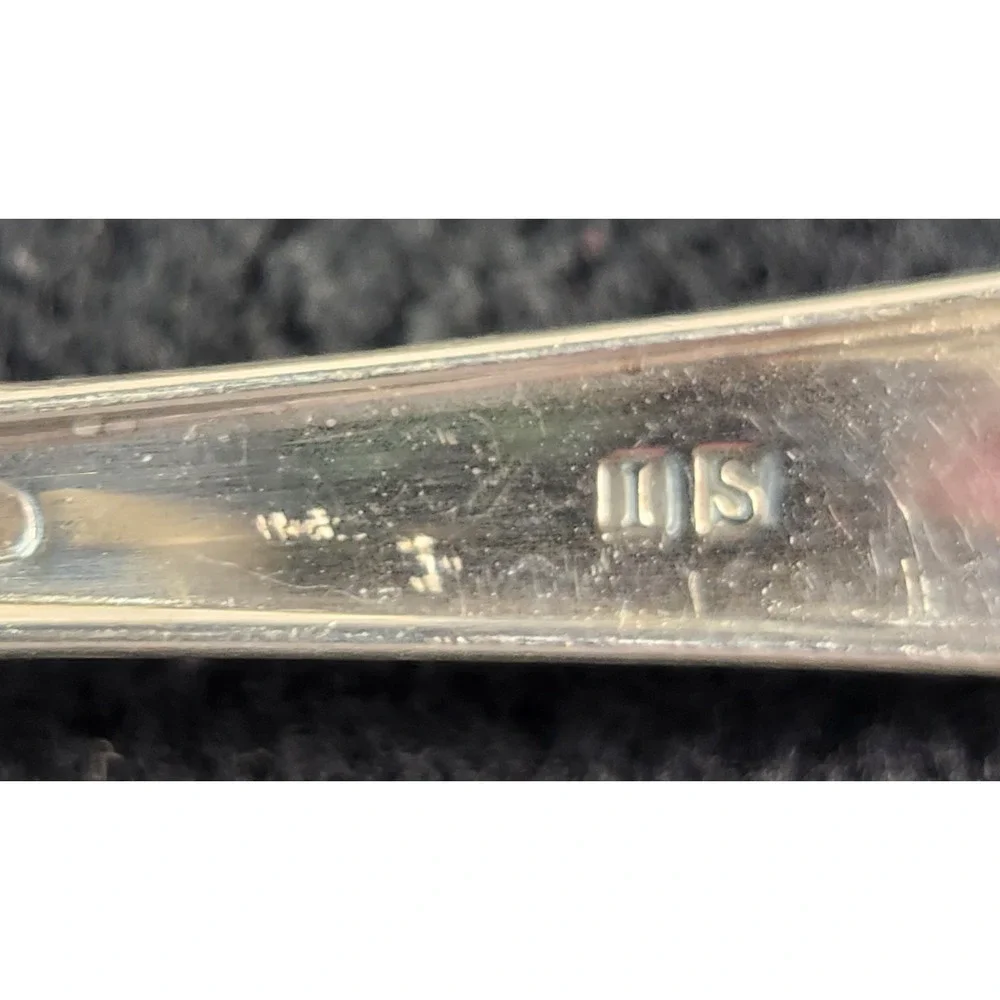W Rogers IS Serving Utensil Pie Cake Spatula Silverplated Vintage